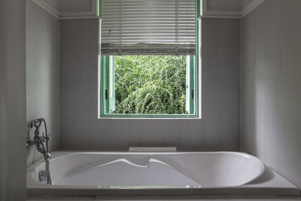 Fiberglass Tub Installation in Clarkston